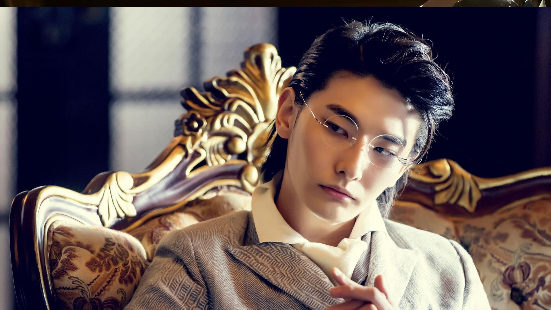 大屏幕上的欢呼声：欧冠夜晚的狂热心情